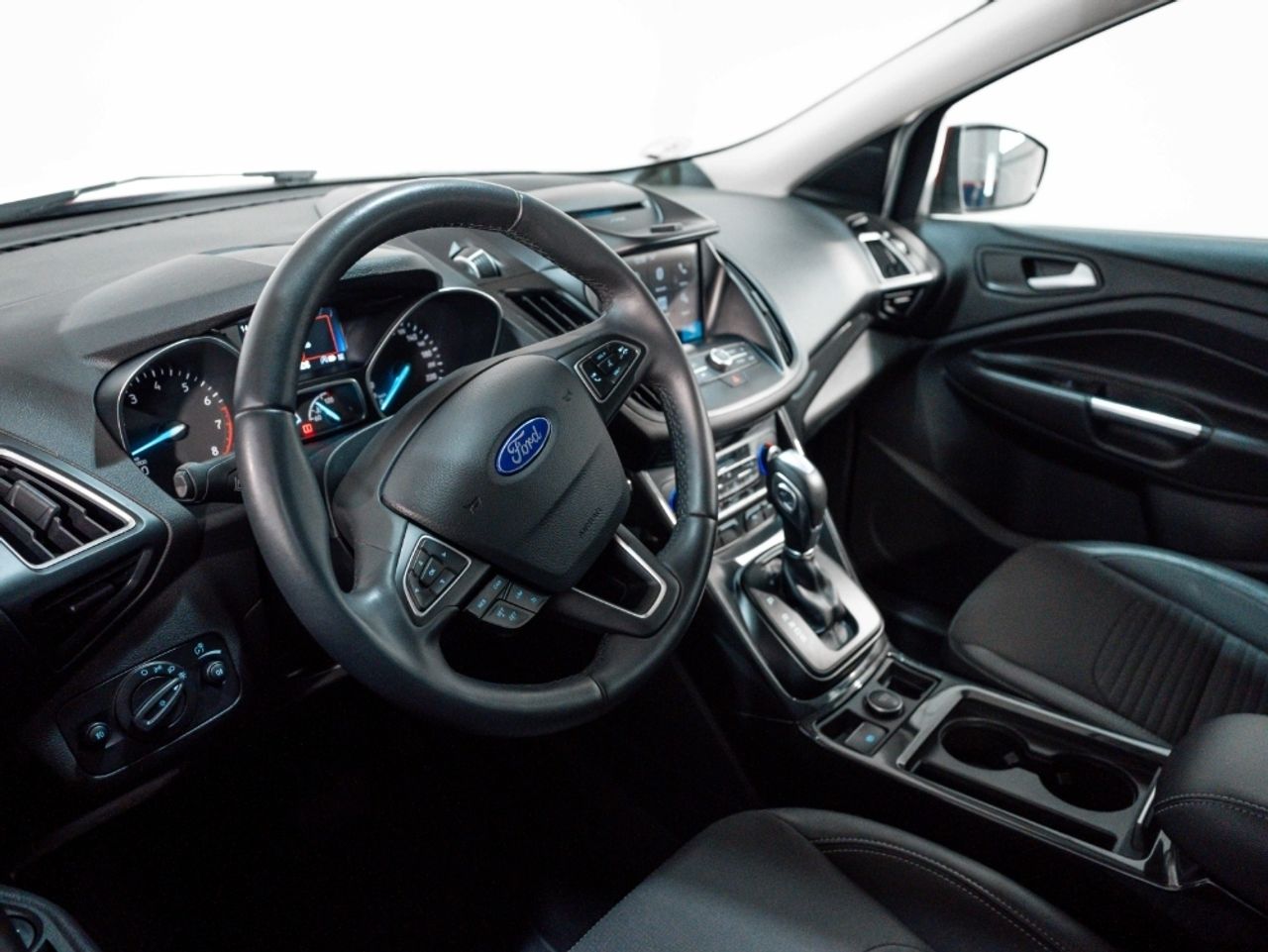 Foto Ford Kuga 7