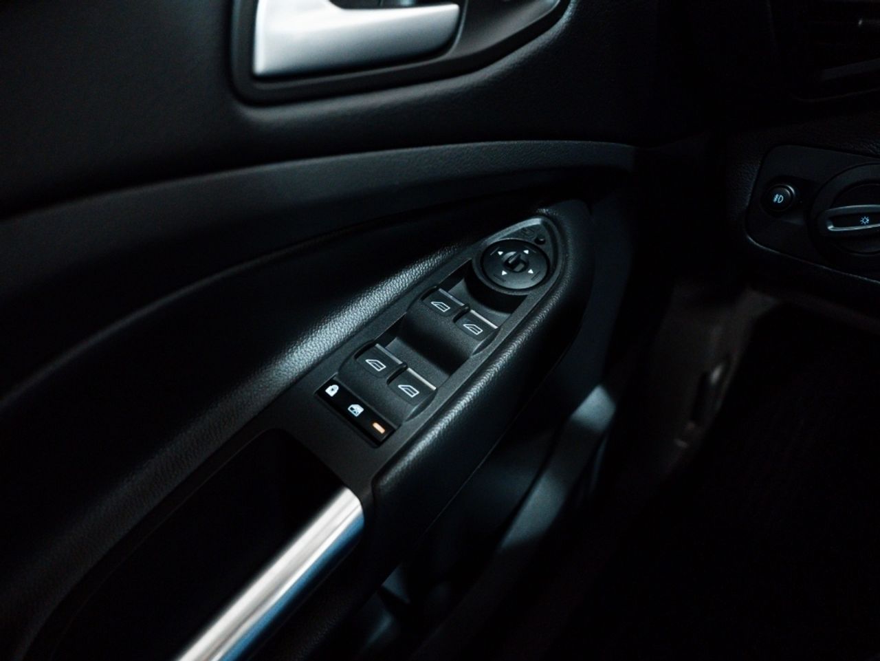 Foto Ford Kuga 12