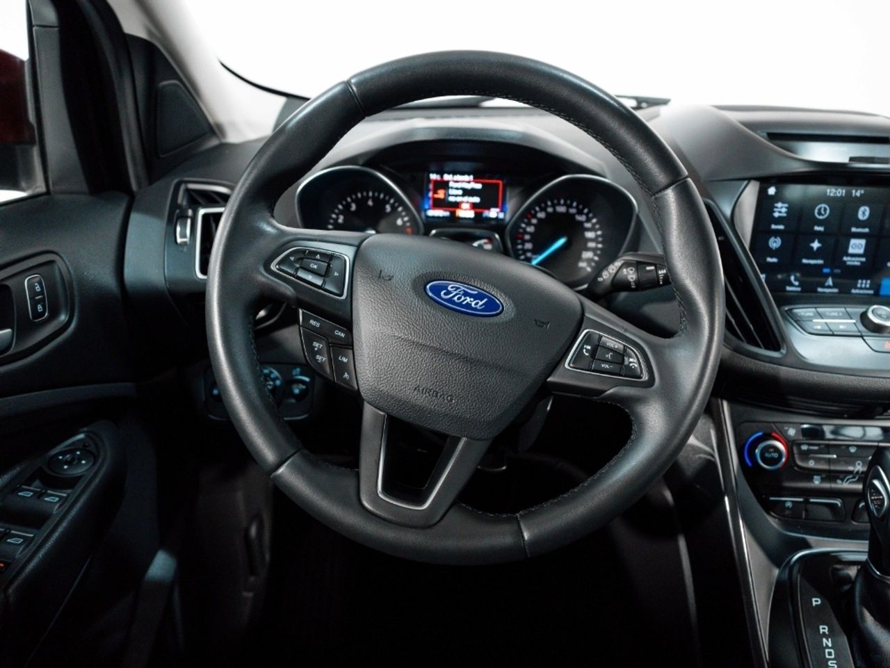 Foto Ford Kuga 24