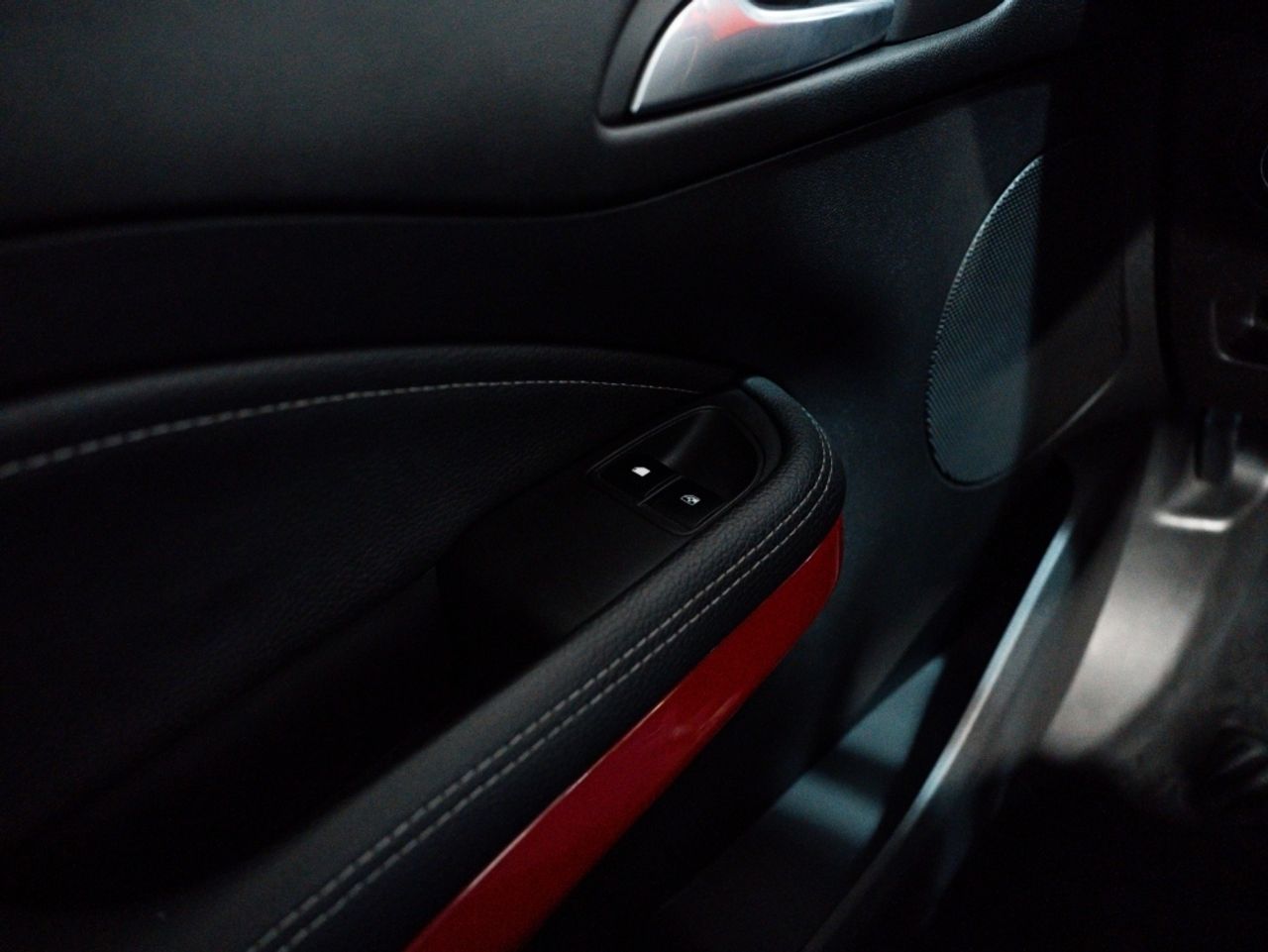 Foto Opel Adam 12