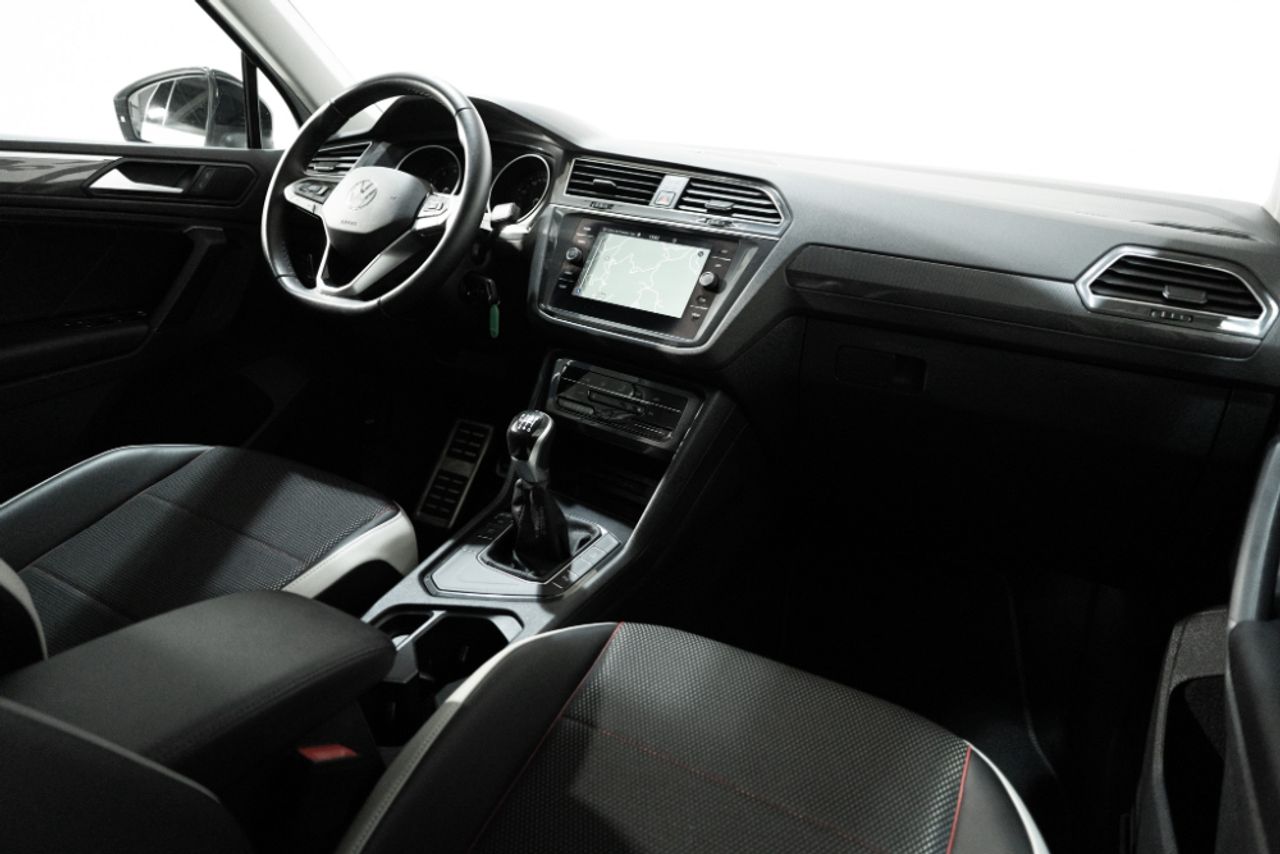 Foto Volkswagen Tiguan 24