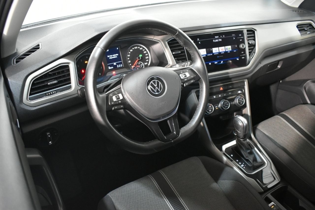 Foto Volkswagen T-Roc 8