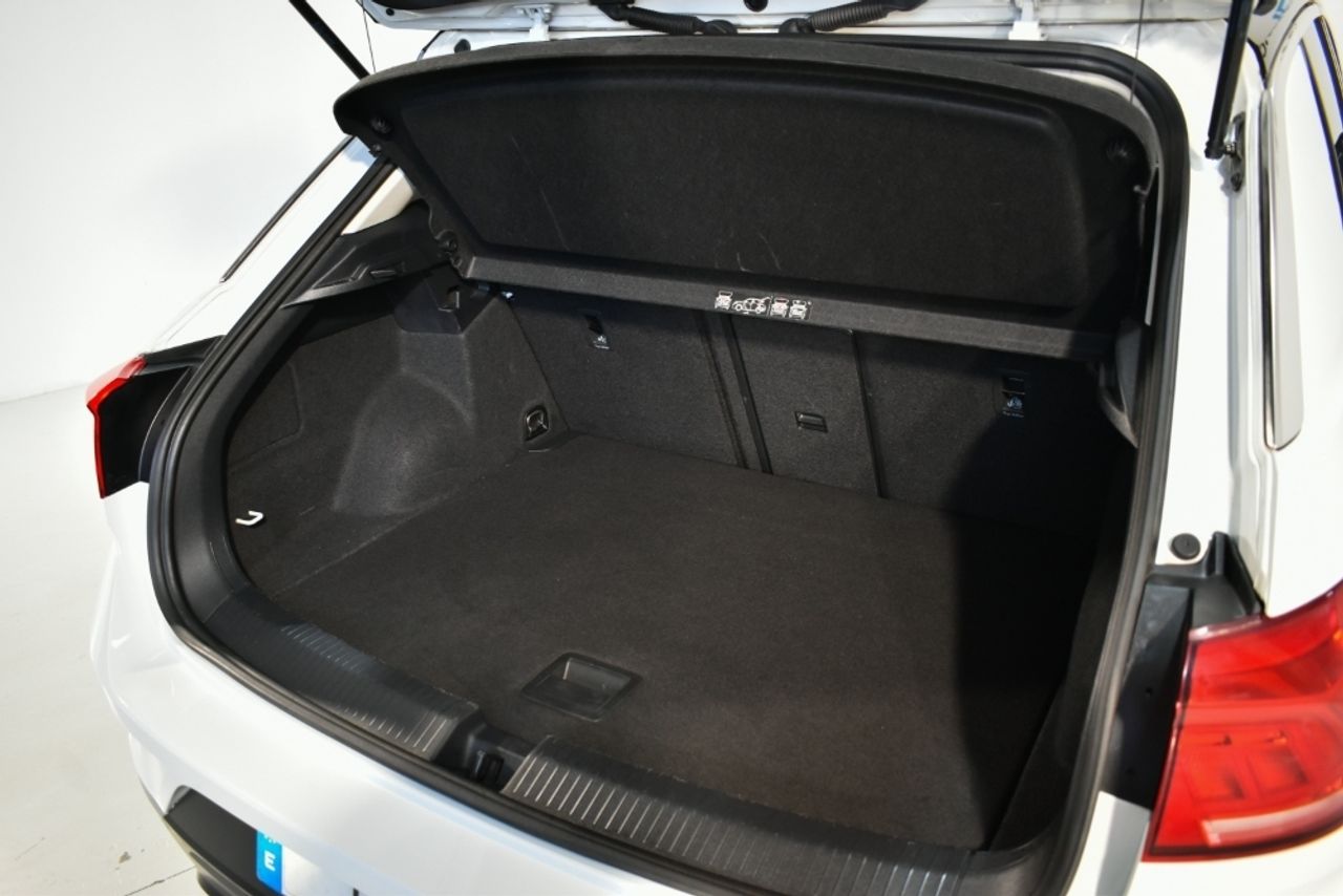 Foto Volkswagen T-Roc 29