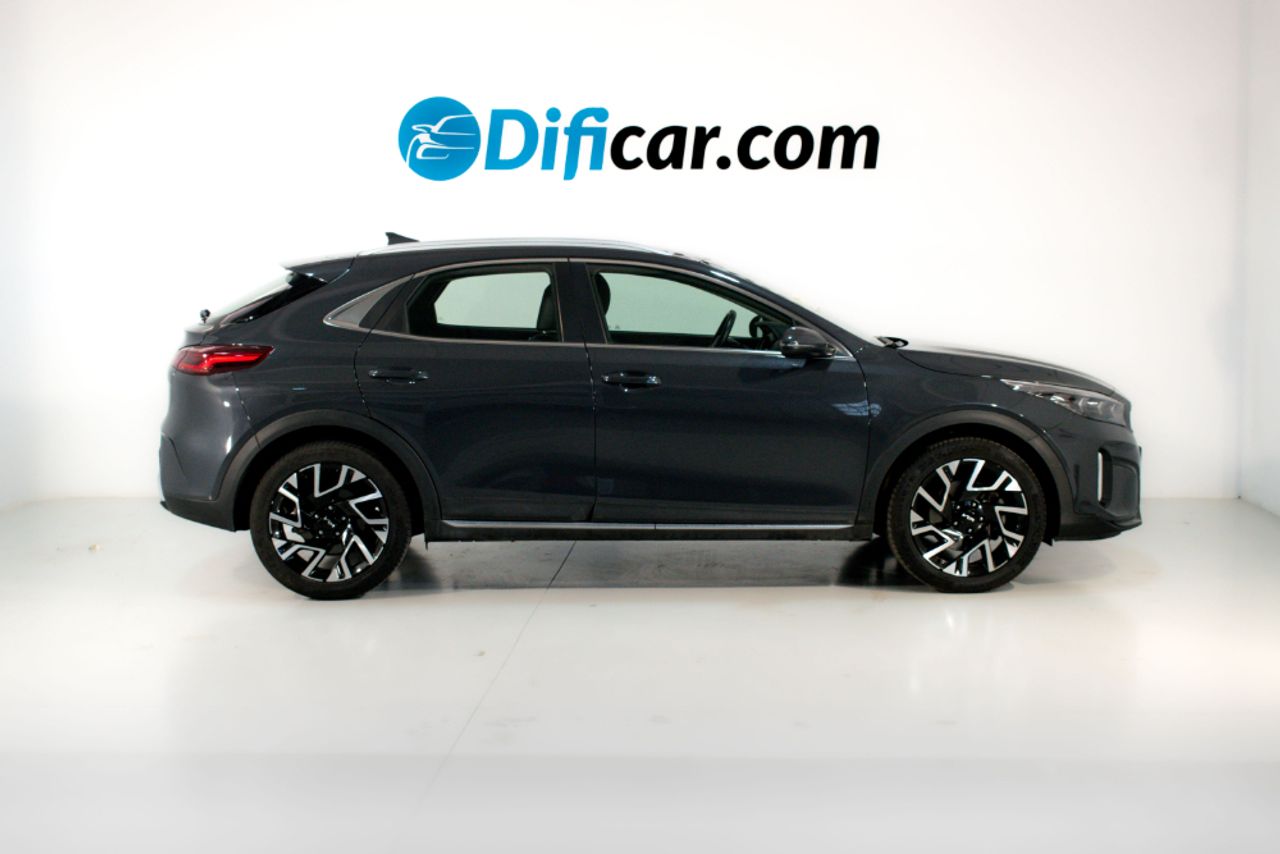 Foto Kia XCeed 4