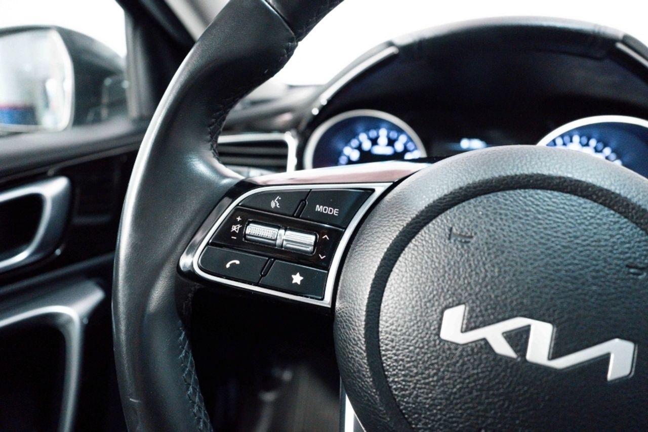 Foto Kia XCeed 9