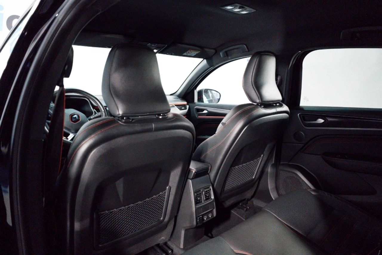 Foto Renault Arkana 24
