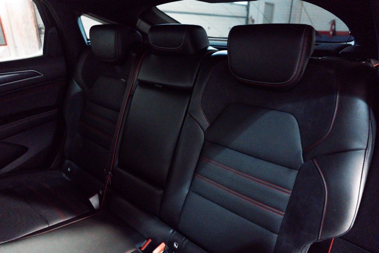 Foto Renault Arkana 25