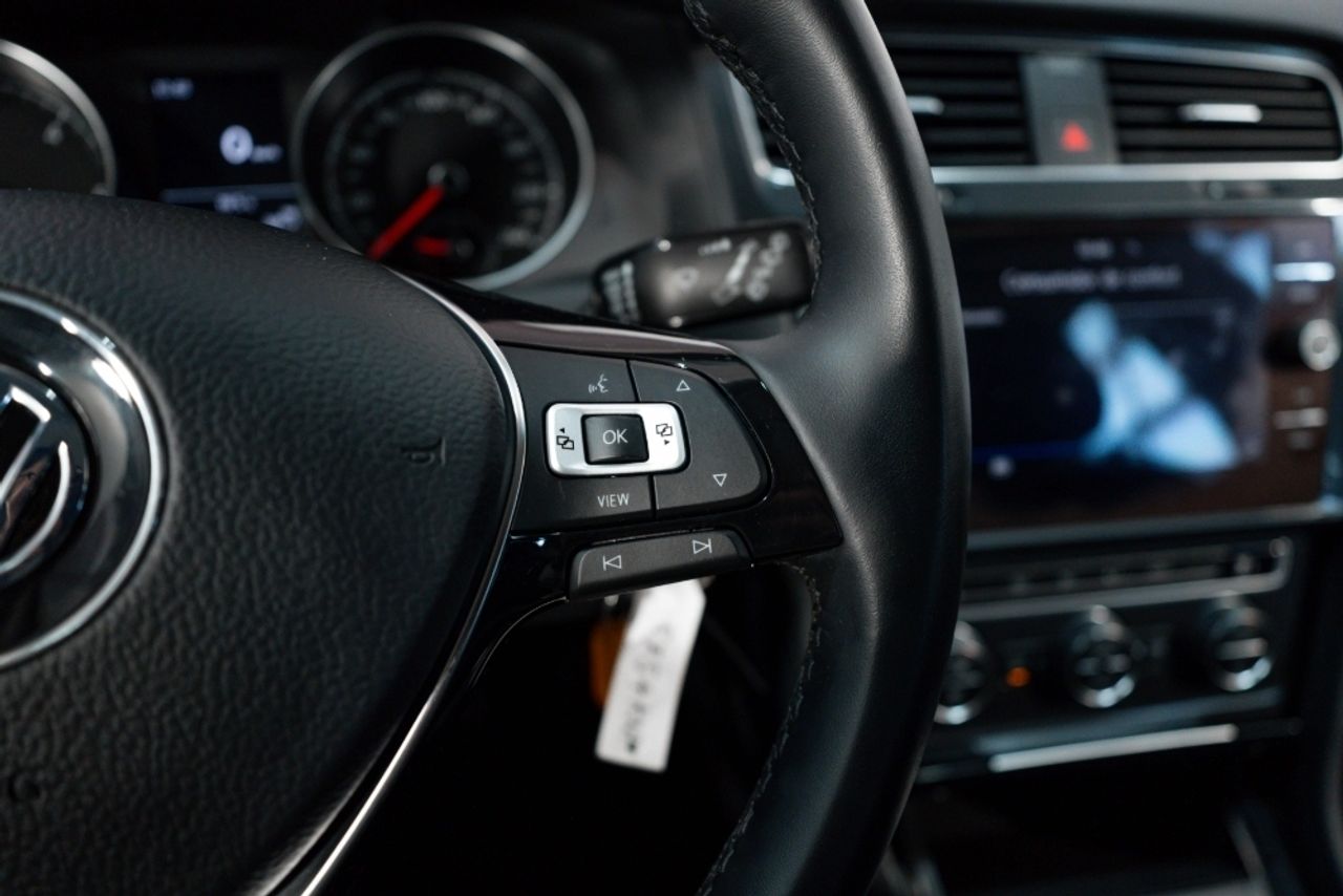 Foto Volkswagen Golf 16