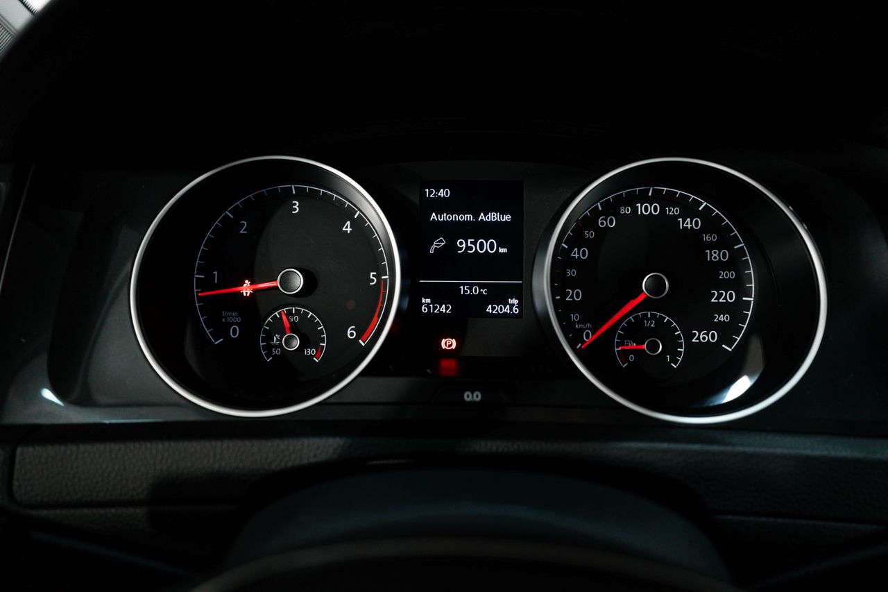Foto Volkswagen Golf 13