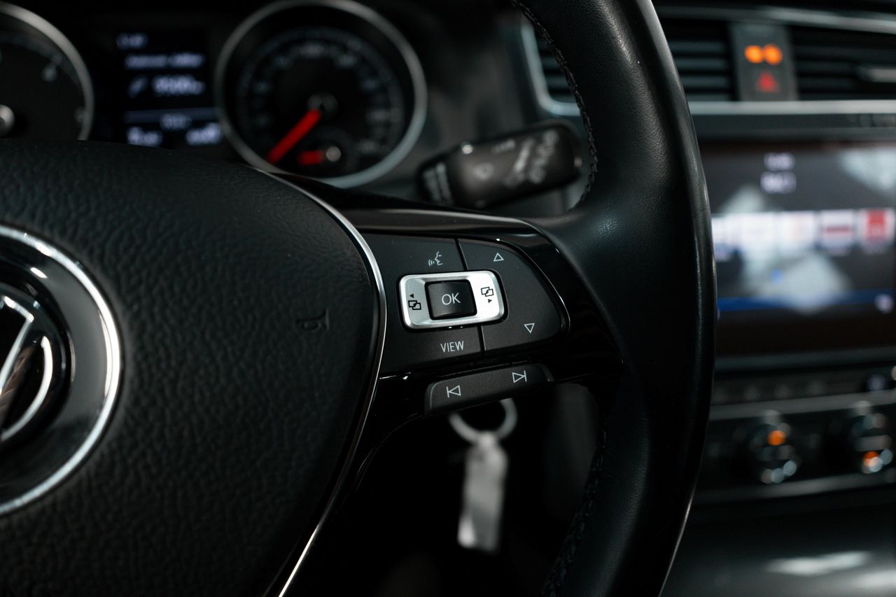 Foto Volkswagen Golf 15