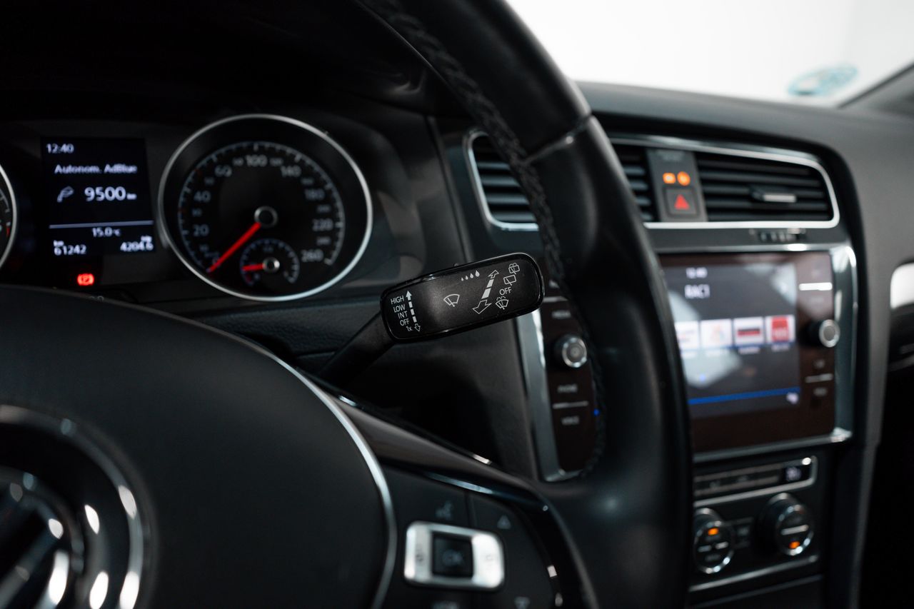 Foto Volkswagen Golf 16