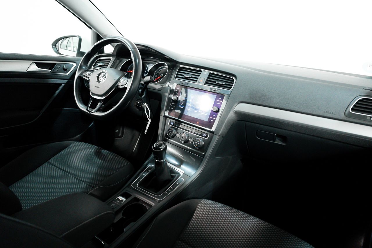 Foto Volkswagen Golf 22