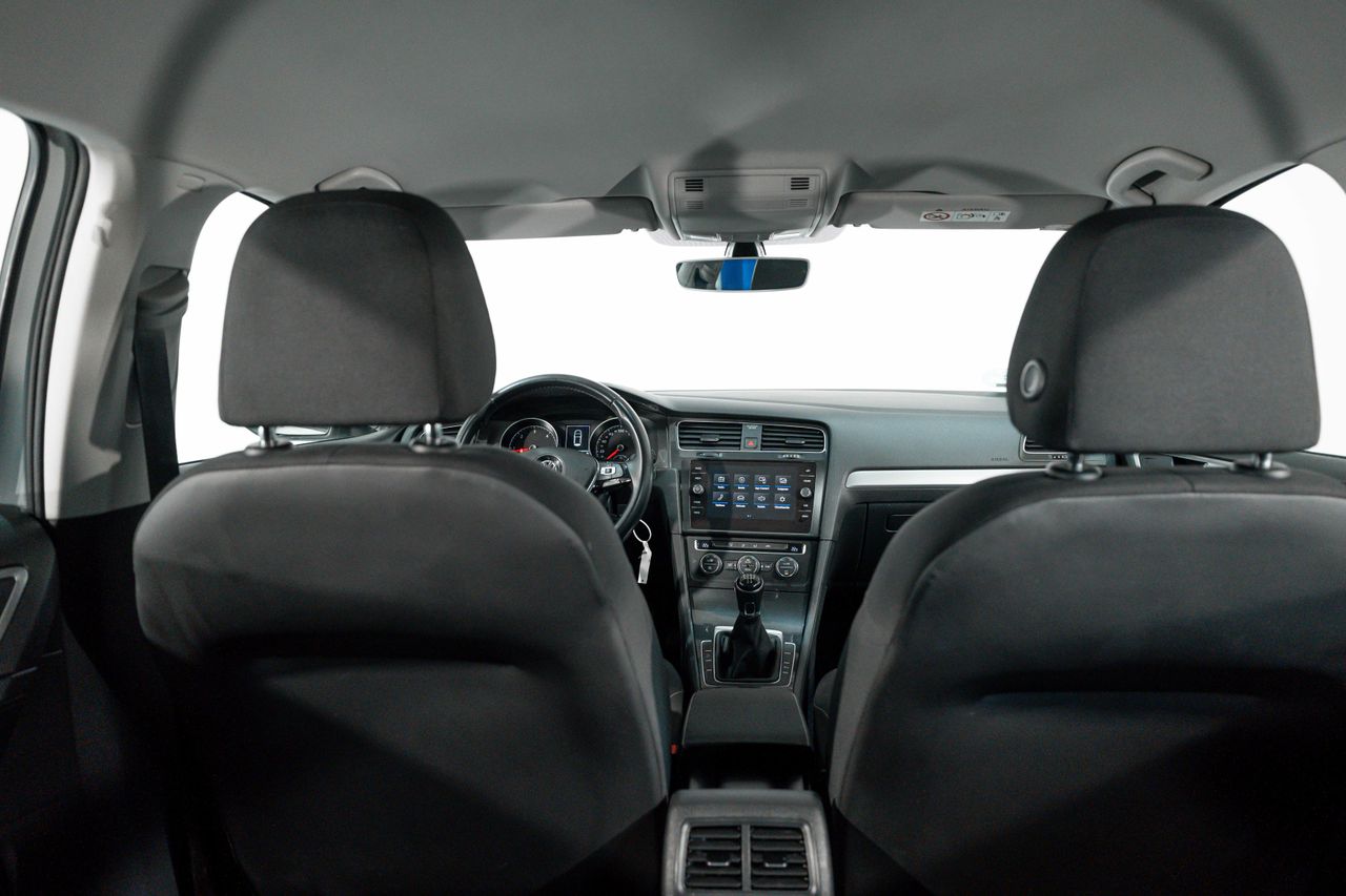Foto Volkswagen Golf 30