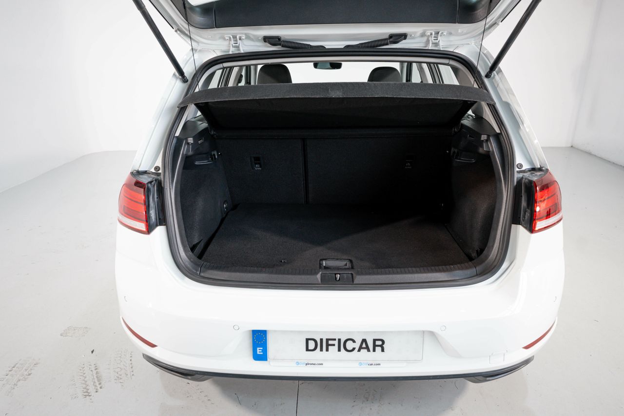 Foto Volkswagen Golf 31