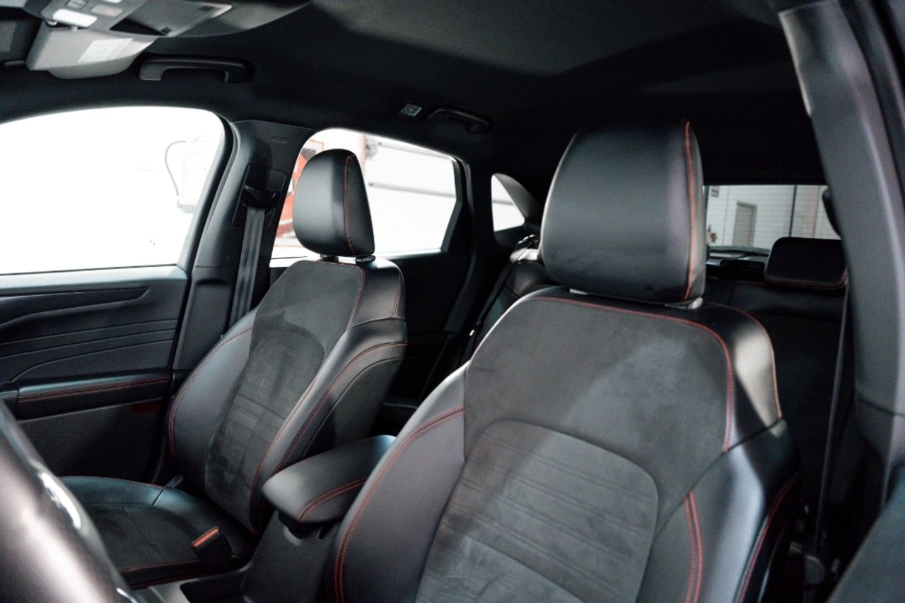 Foto Ford Kuga 8