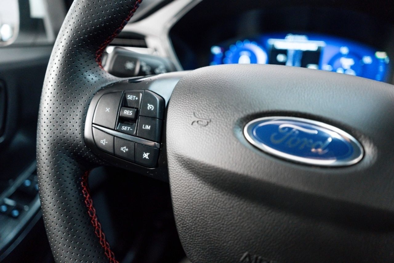 Foto Ford Kuga 9