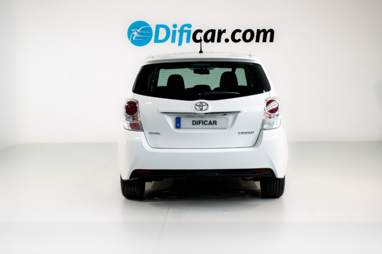 Foto Toyota Corolla Verso 5