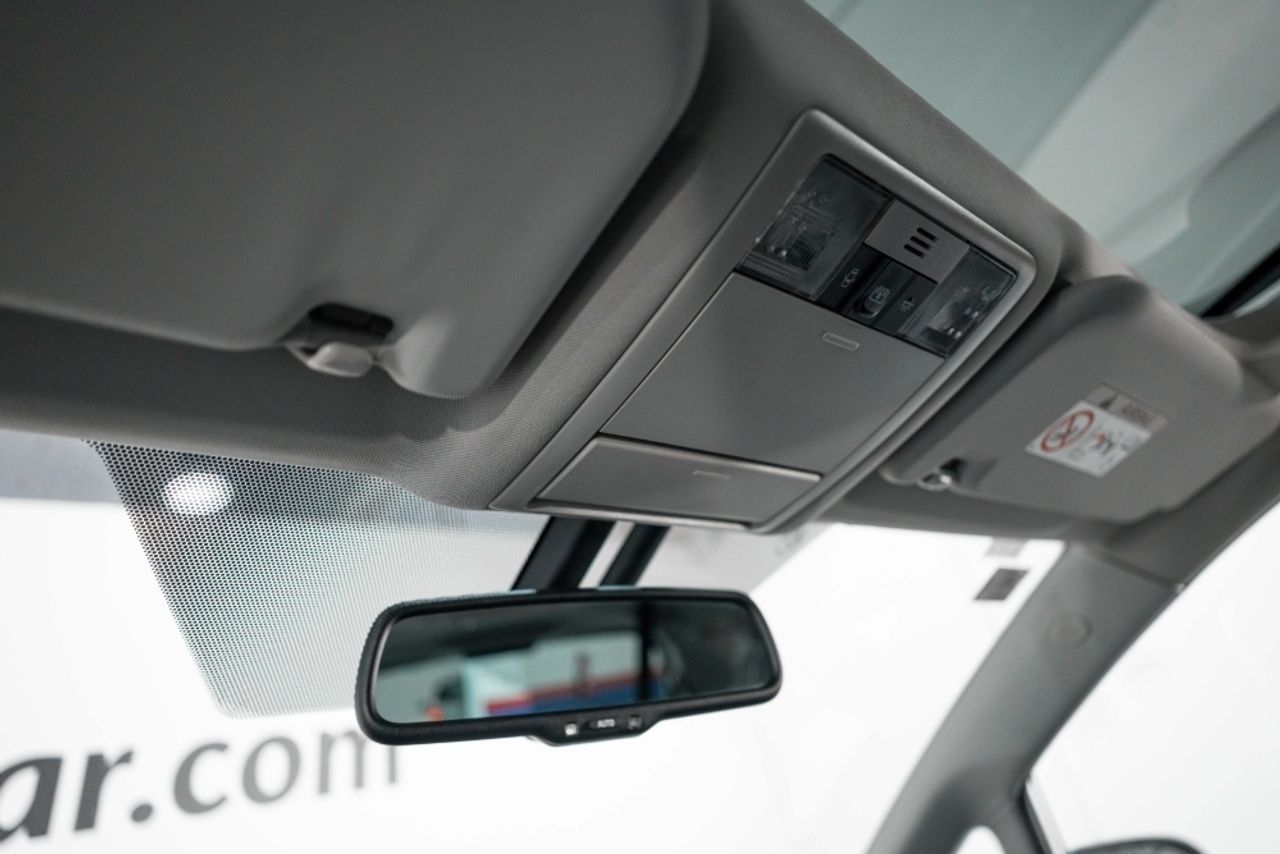Foto Toyota Corolla Verso 17