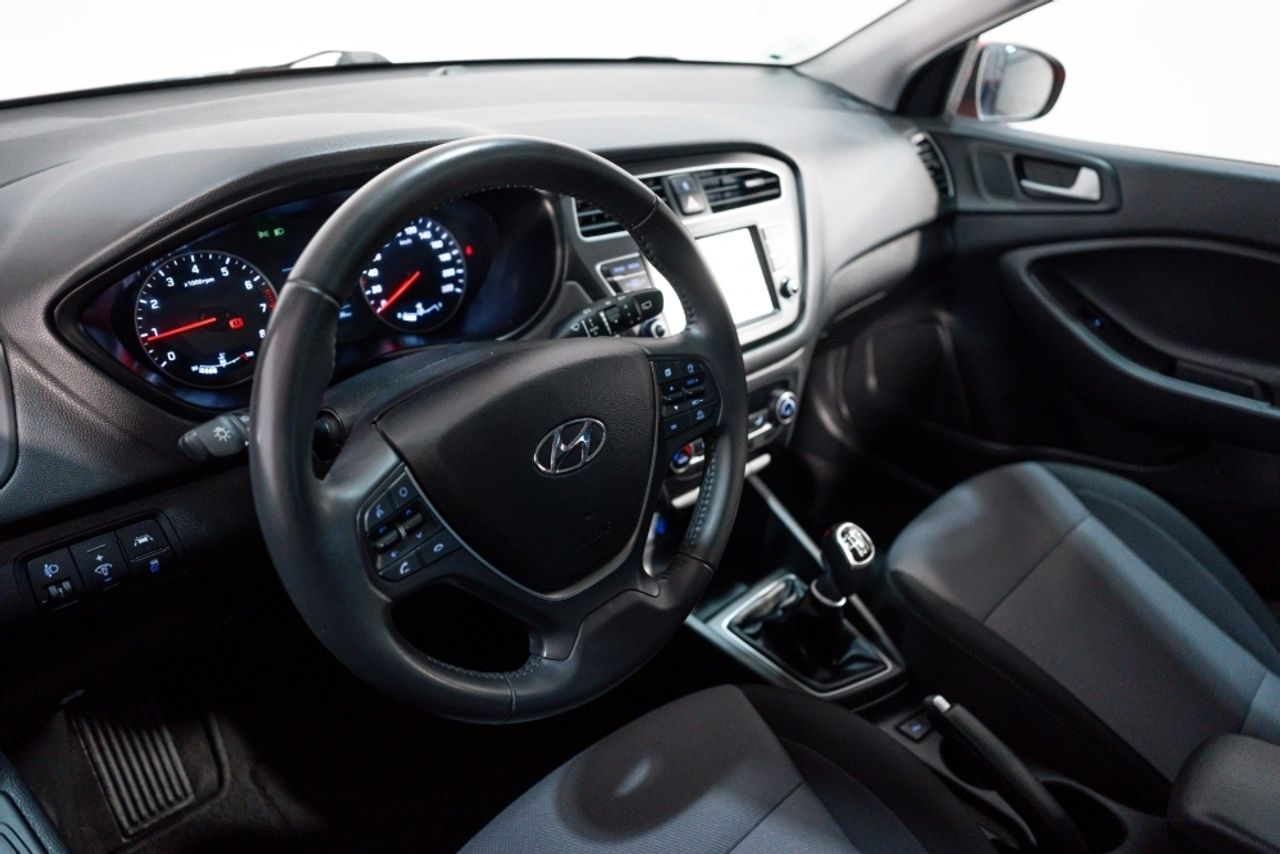 Foto Hyundai i20 6
