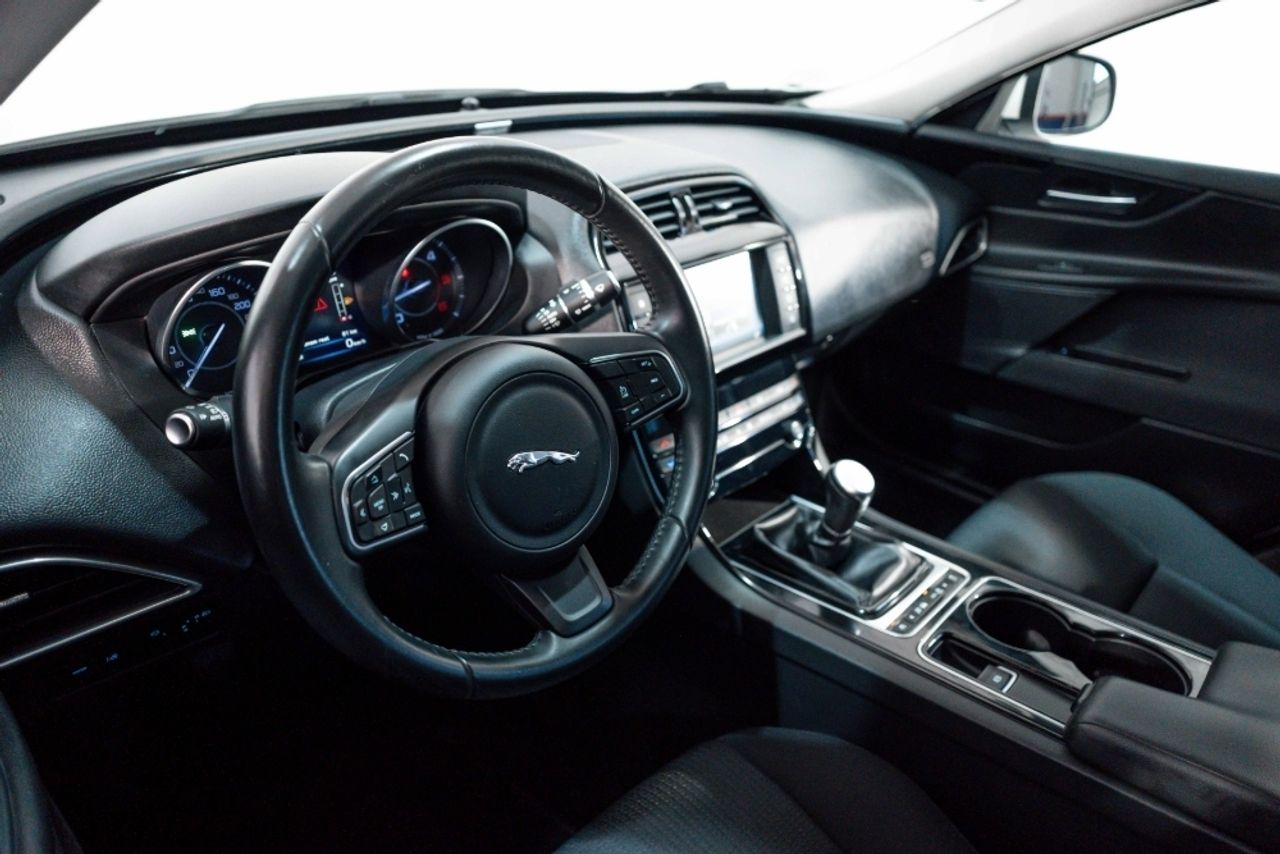 Foto Jaguar XF 7