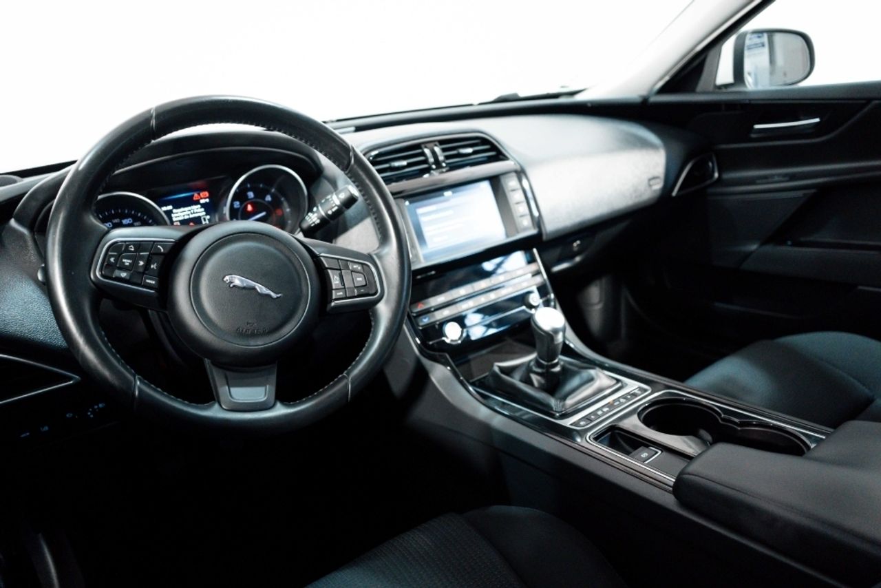 Foto Jaguar XF 22