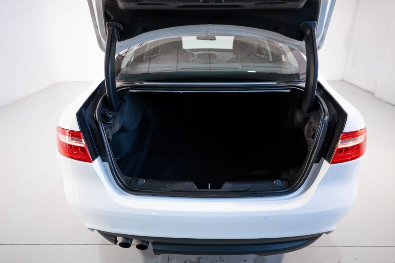 Foto Jaguar XF 31