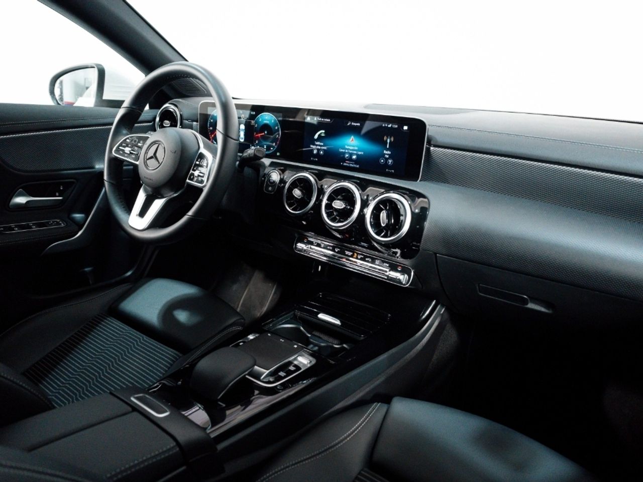 Foto Mercedes-Benz Clase CLA 22