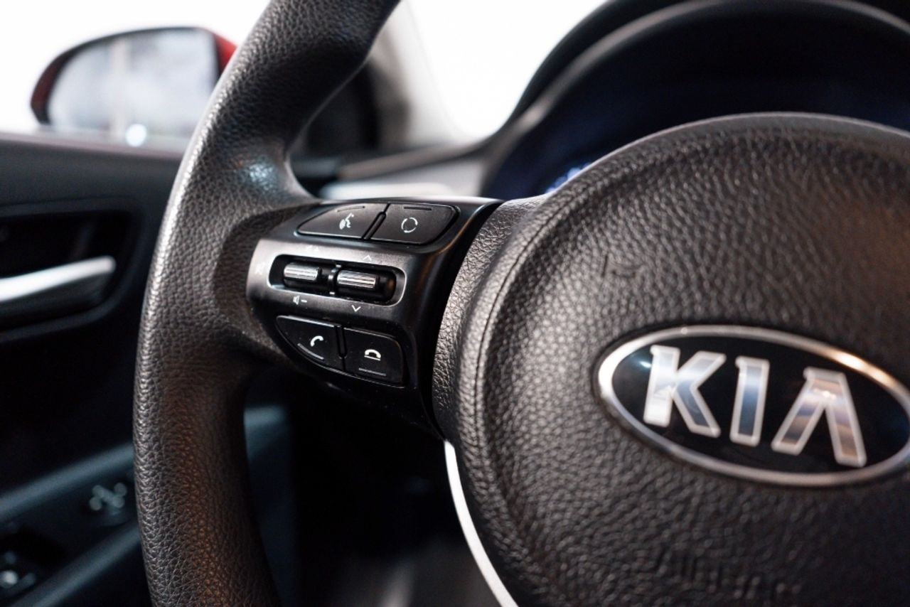 Foto Kia Rio 9