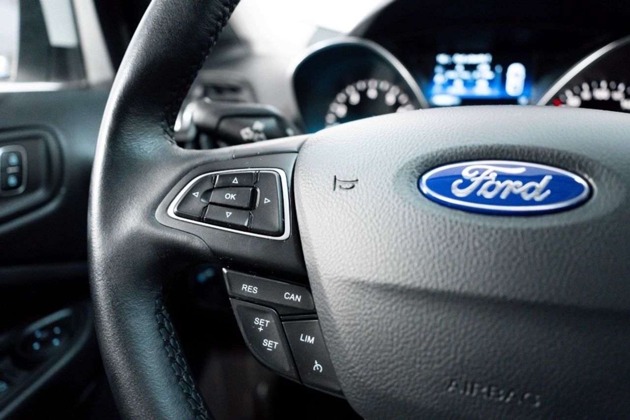 Foto Ford Kuga 9