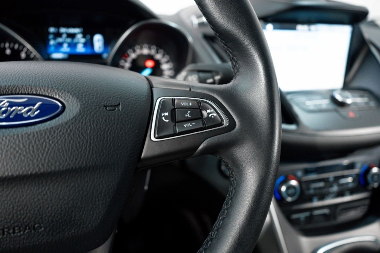 Foto Ford Kuga 16