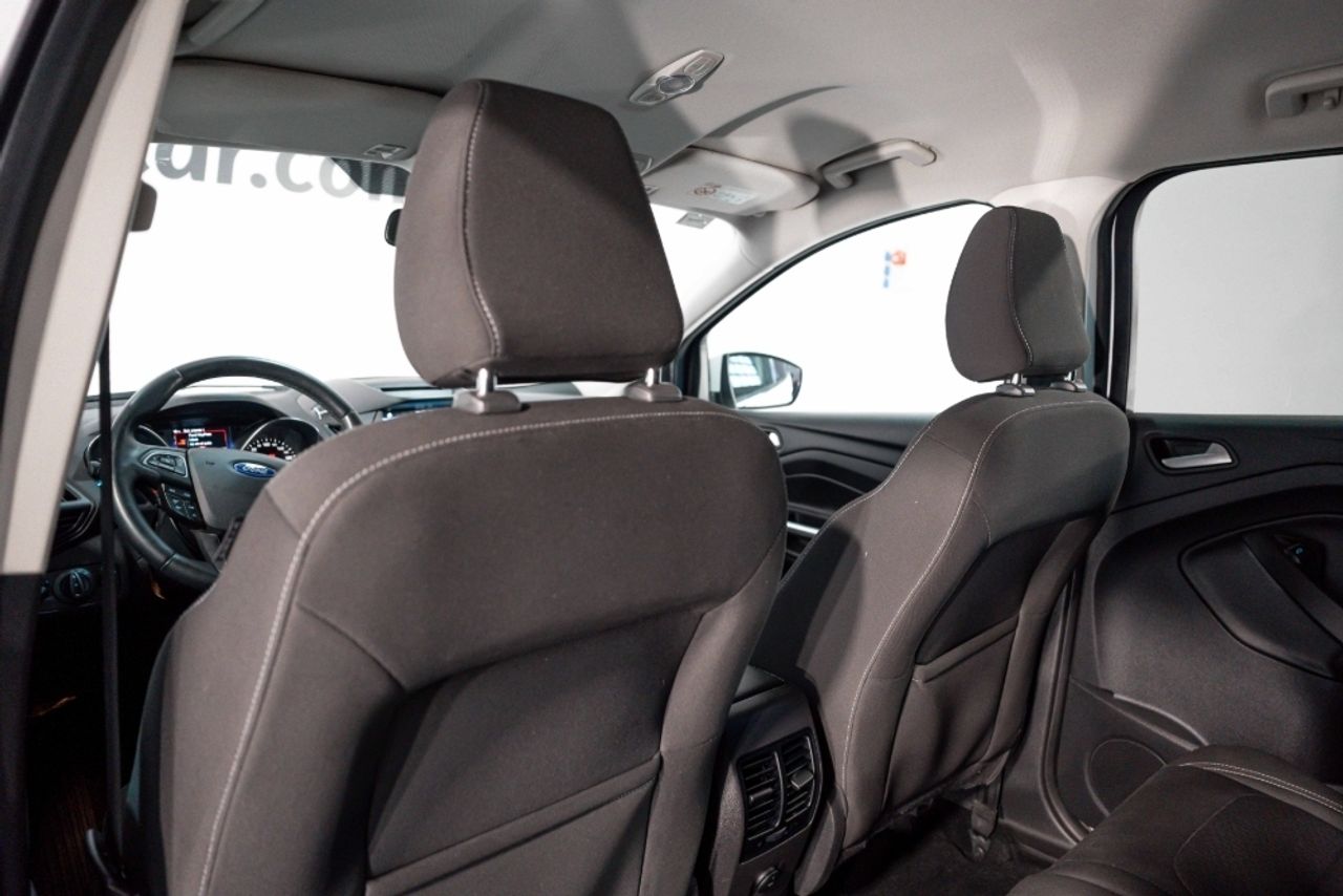 Foto Ford Kuga 26