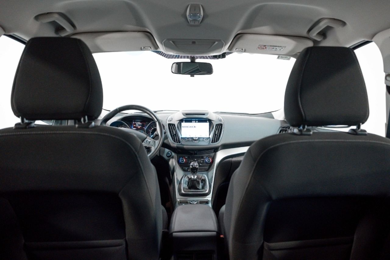 Foto Ford Kuga 29