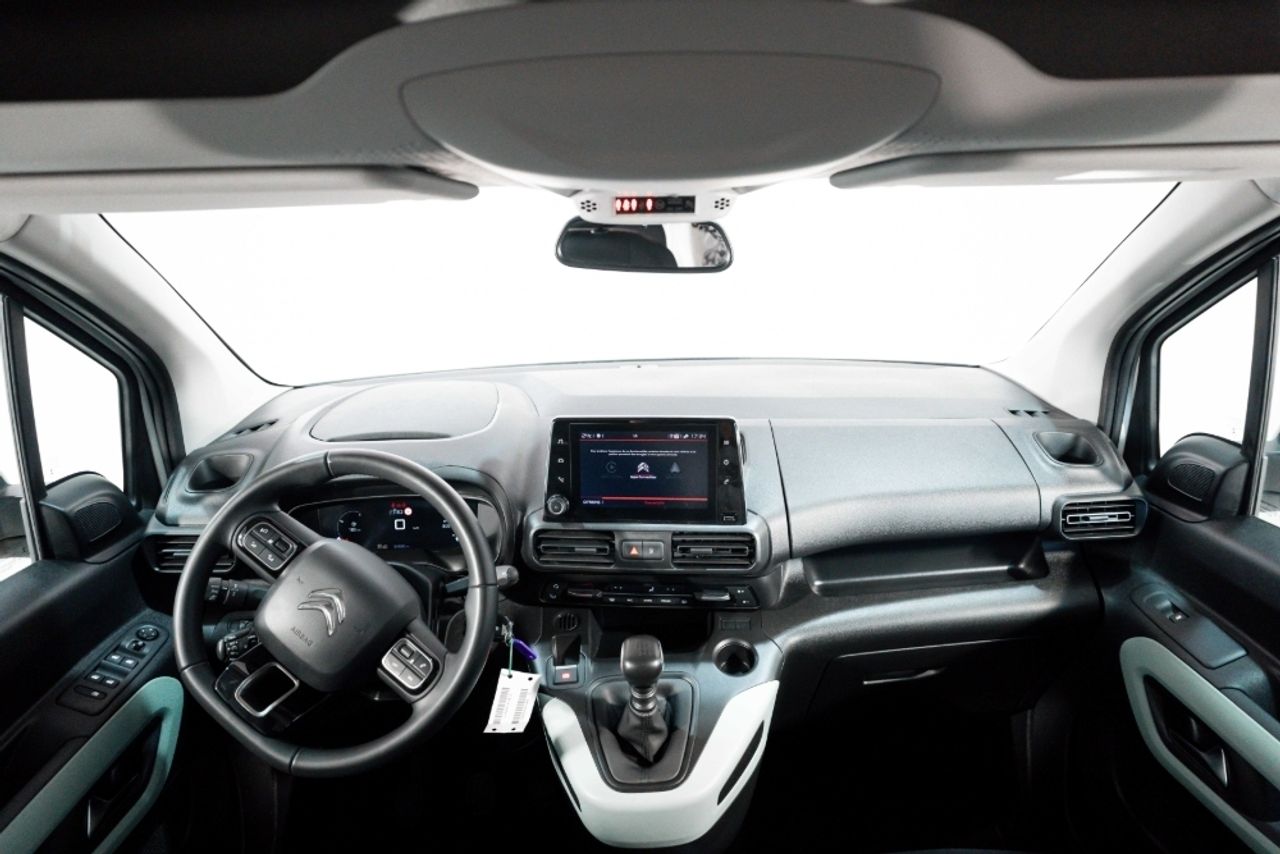 Foto Citroën Berlingo 24