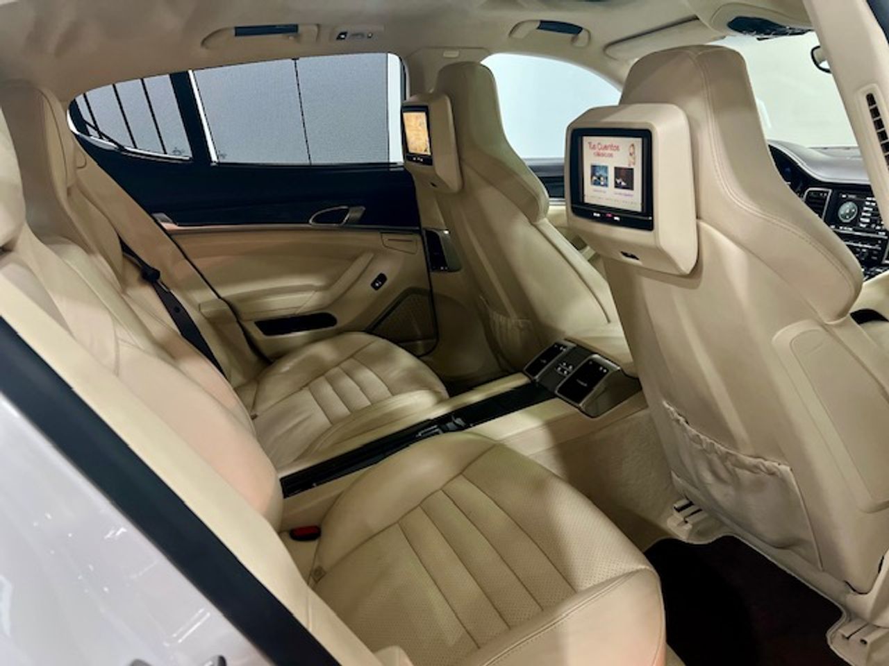 Foto Porsche Panamera 10