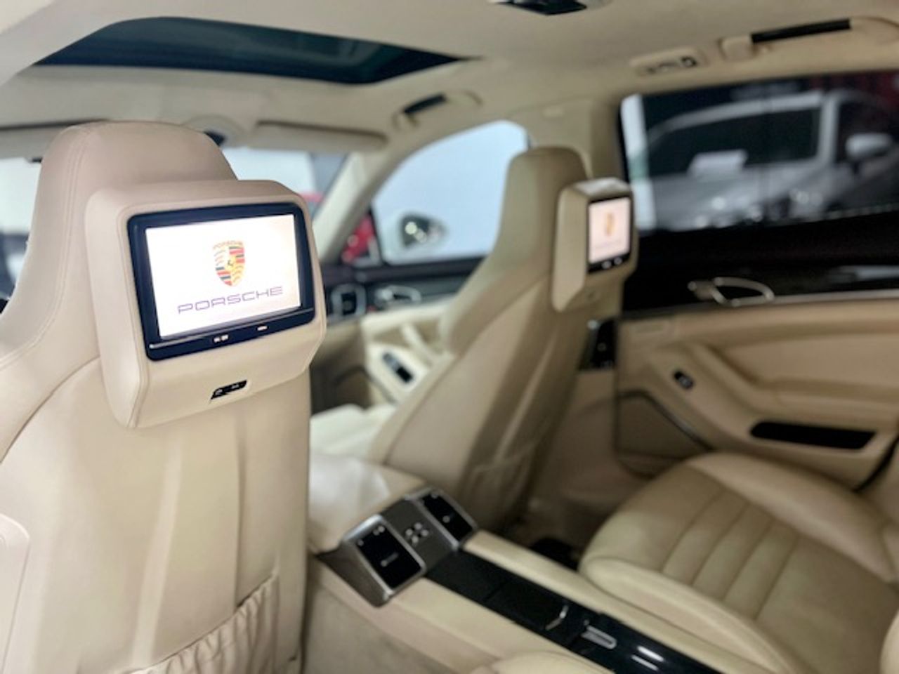 Foto Porsche Panamera 25