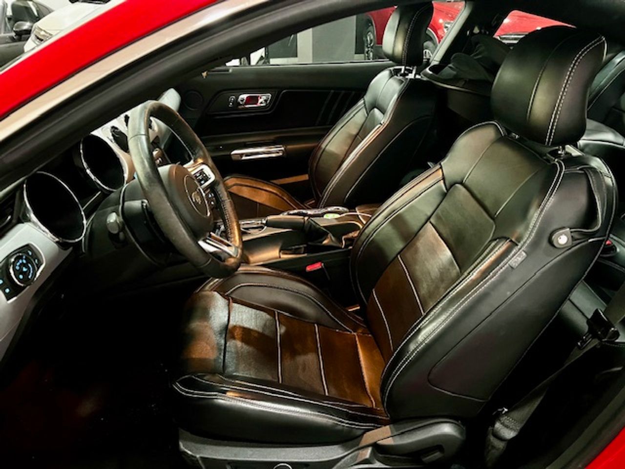 Foto Ford Mustang 10