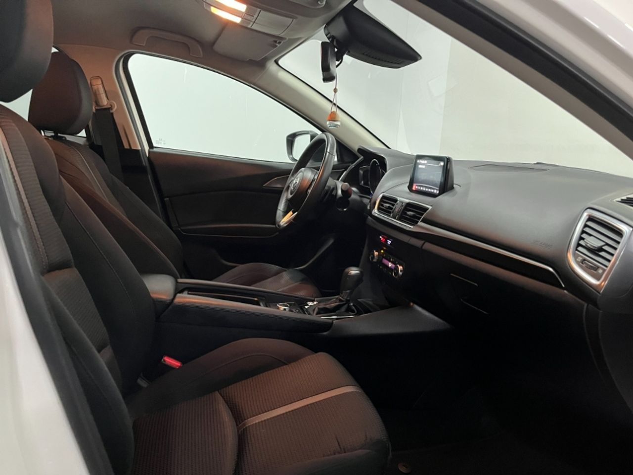 Foto Mazda Mazda3 4