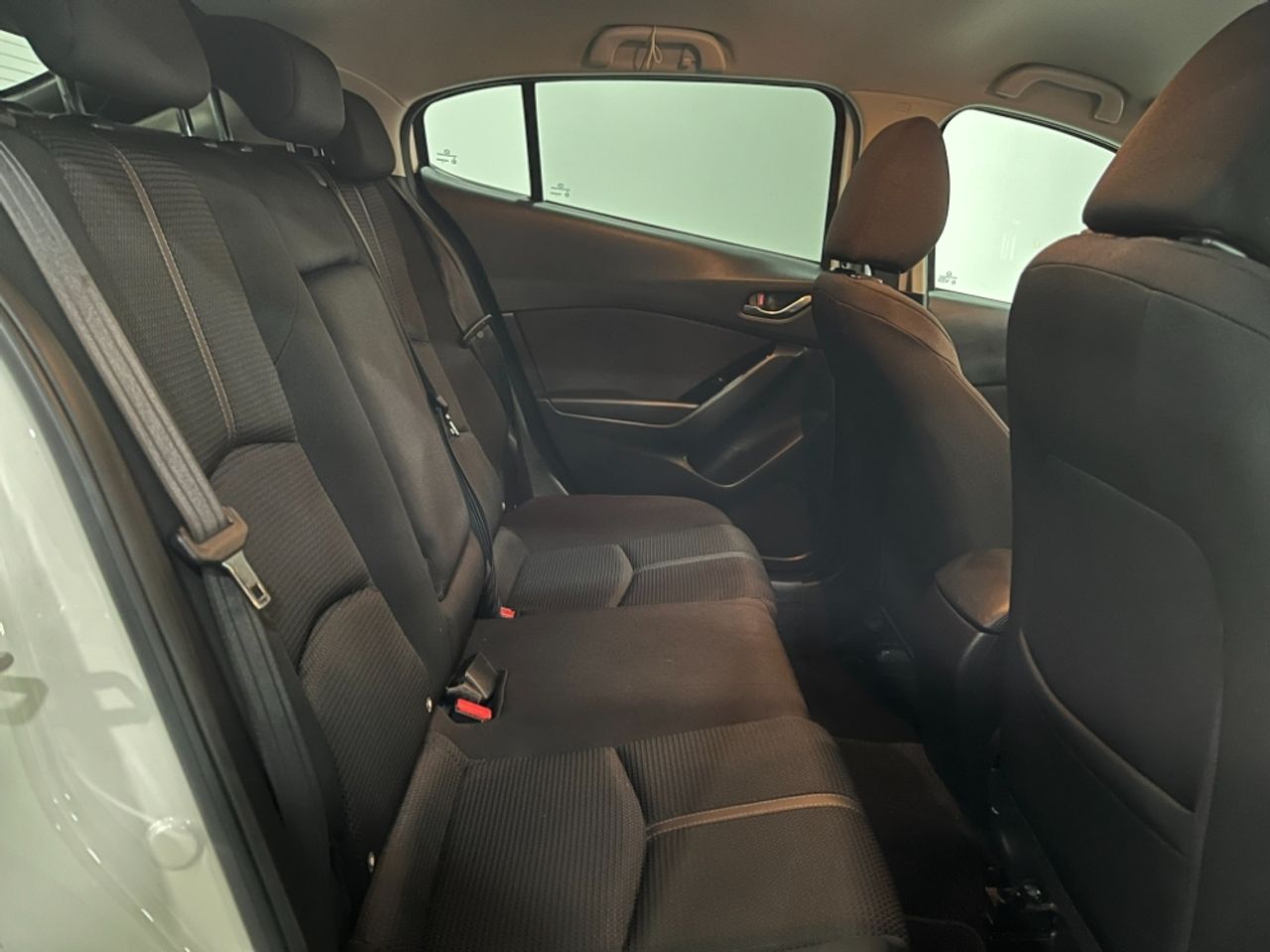Foto Mazda Mazda3 8