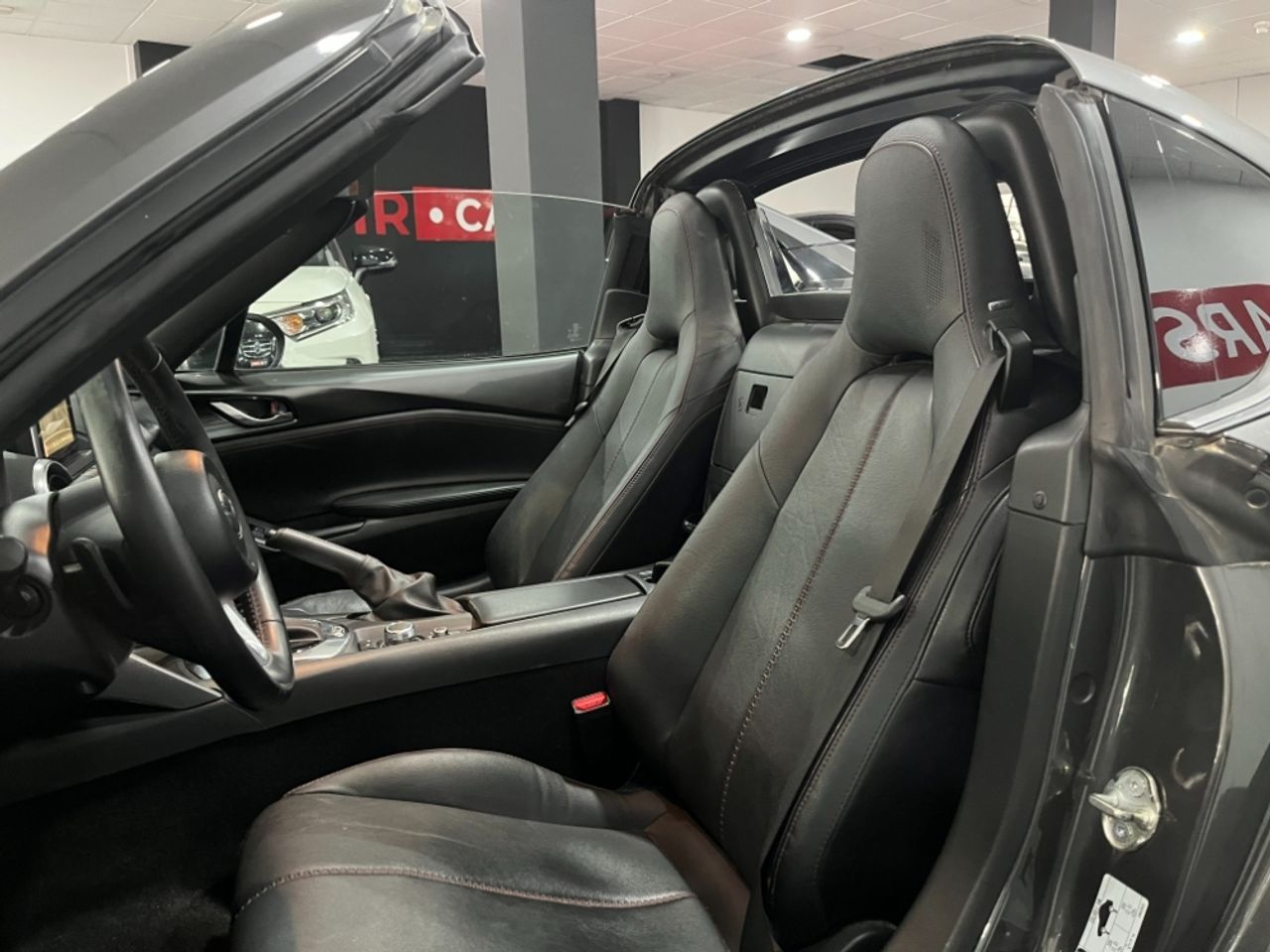 Foto Mazda MX-5 4