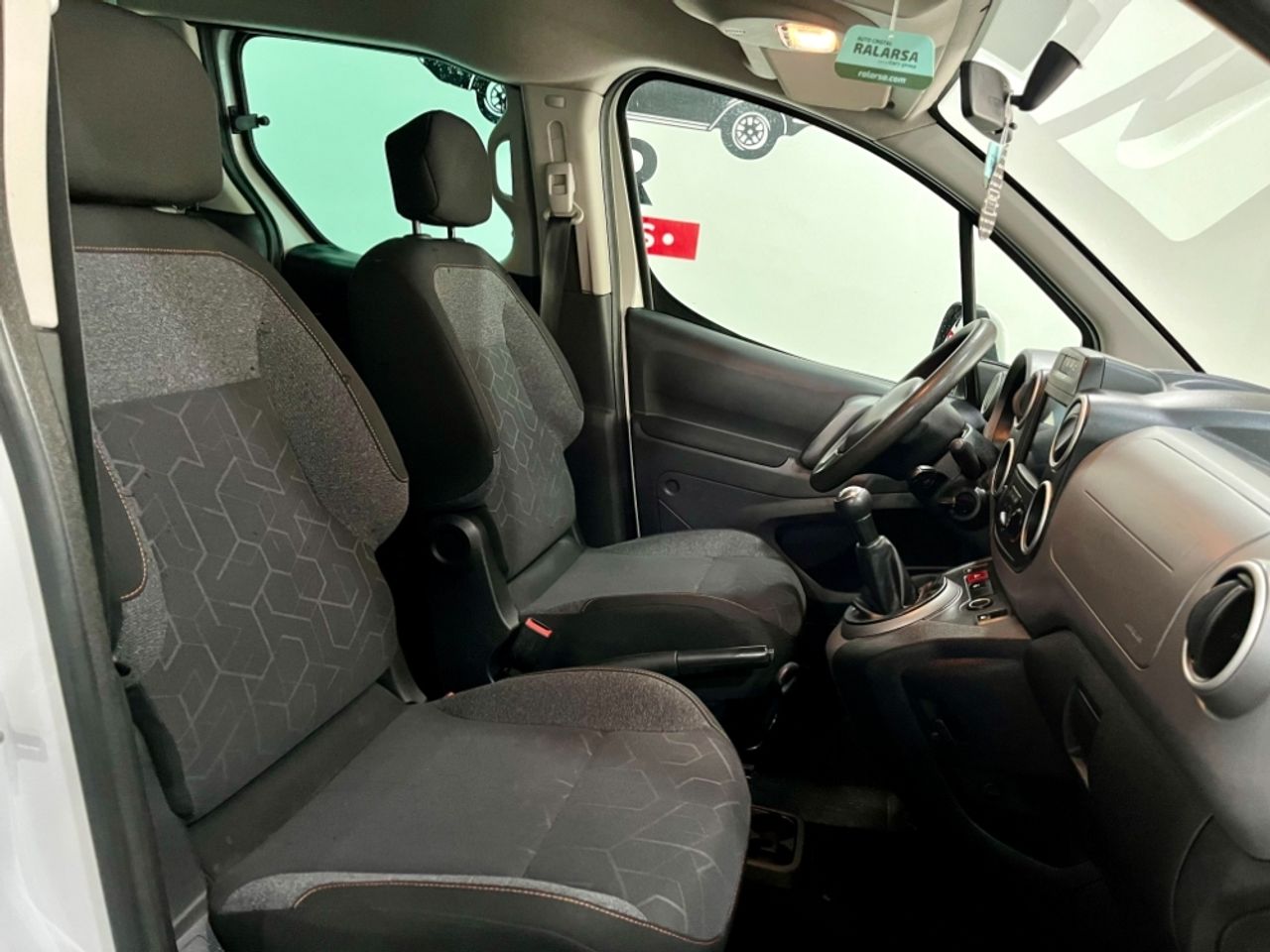 Foto Peugeot Partner 8