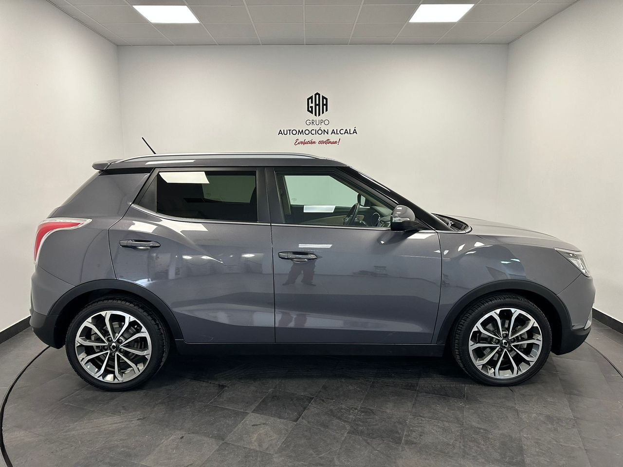 Foto SsangYong Tivoli 10