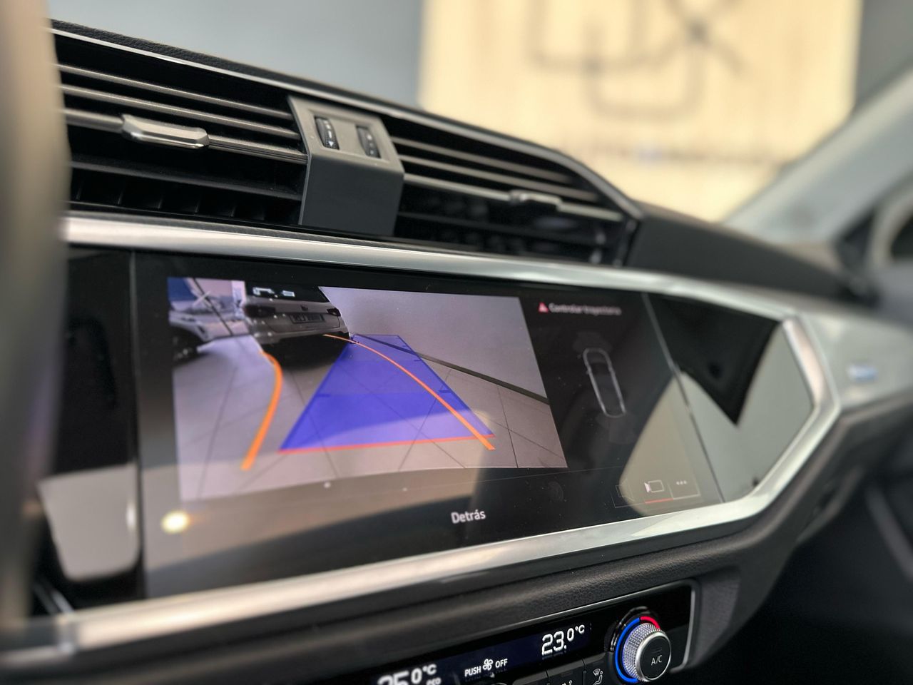 Foto Audi Q3 24