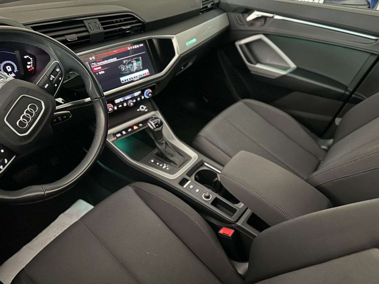 Foto Audi Q3 26