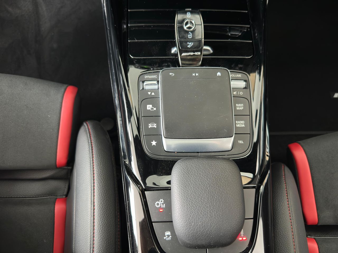 Foto Mercedes-Benz Clase CLA 18