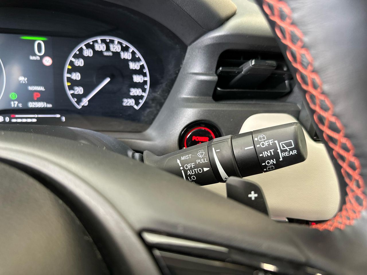 Foto Honda HR-V 28