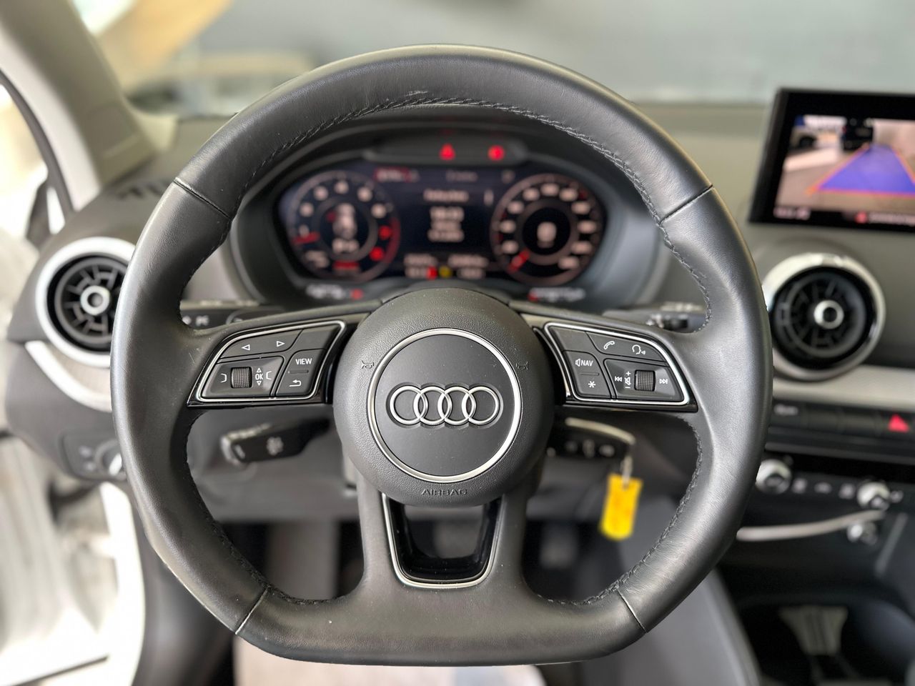 Foto Audi Q2 15