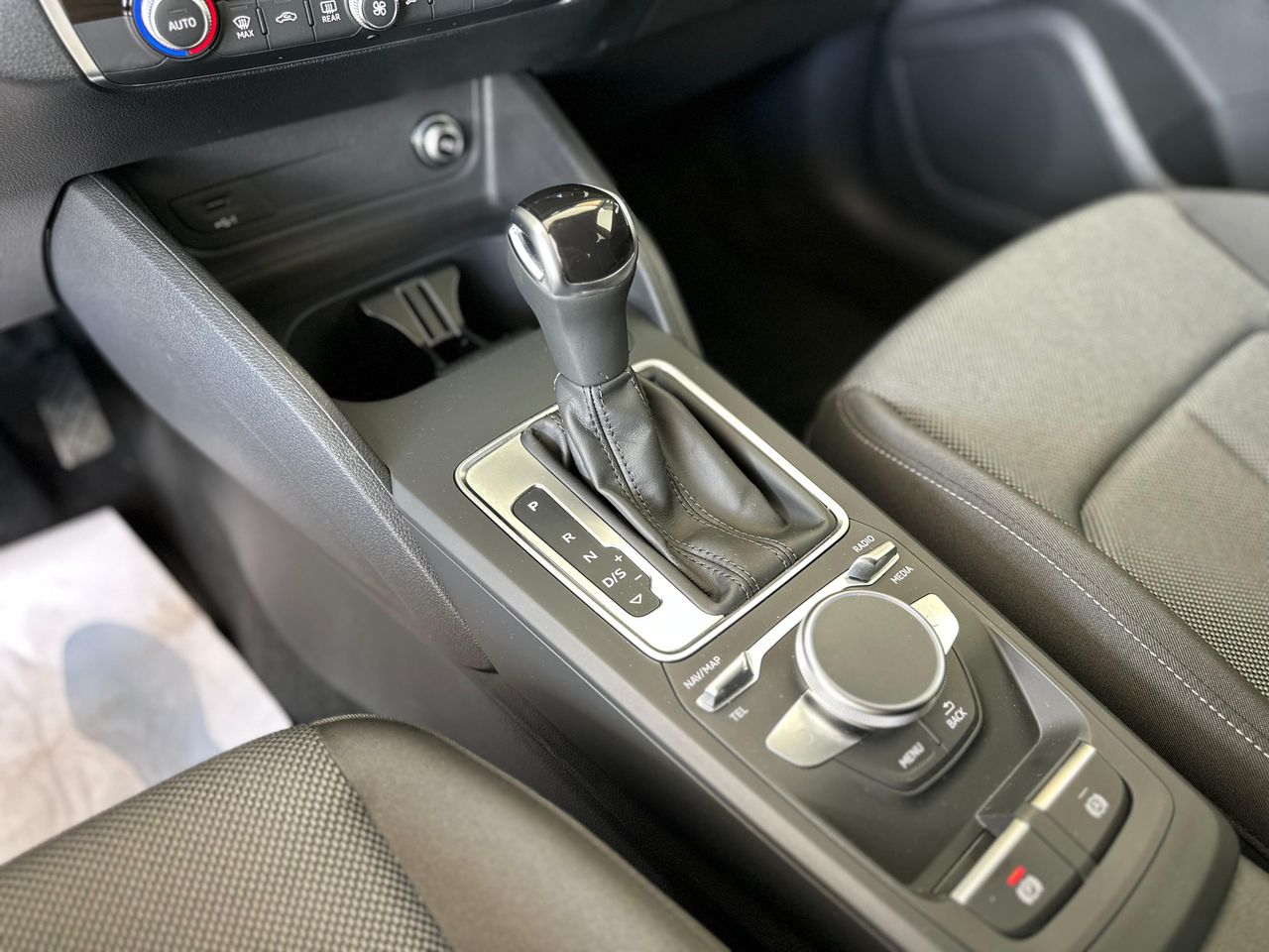 Foto Audi Q2 17