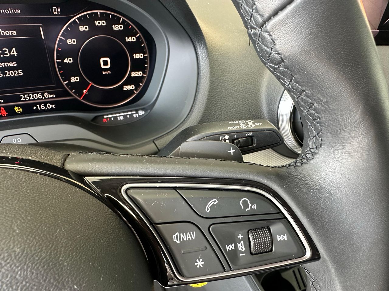 Foto Audi Q2 22