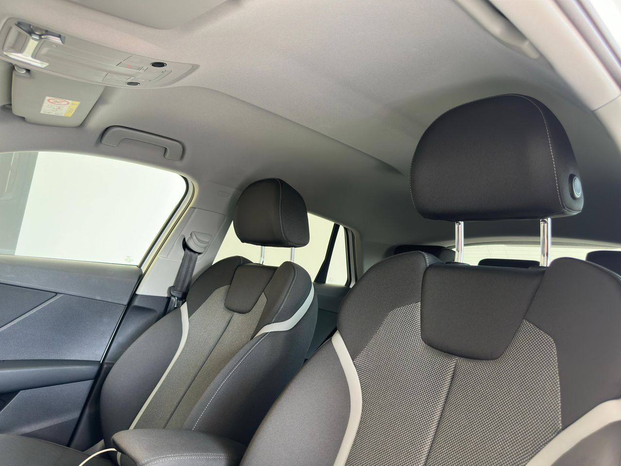 Foto Audi Q2 27