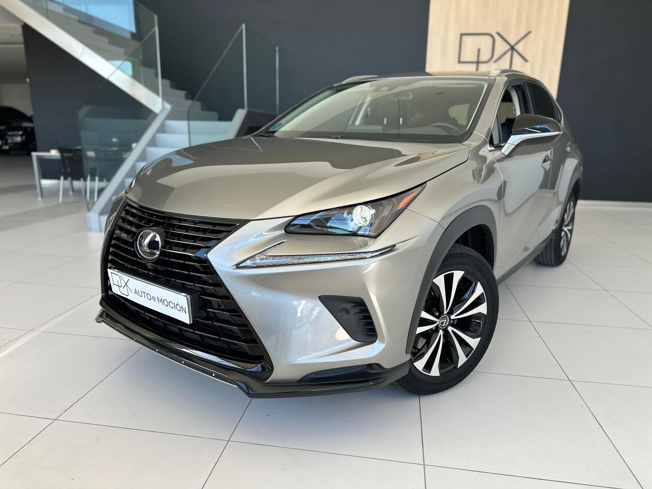 Foto Lexus NX 1